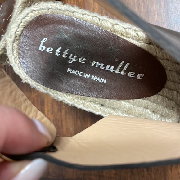 Bettye Muller Shoes - Picture 6 of 7